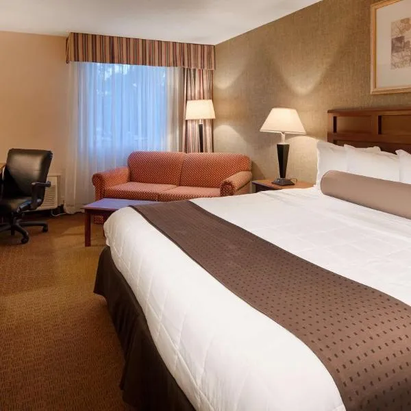 Baymont Inn & Suites，位于玛丽埃塔的酒店