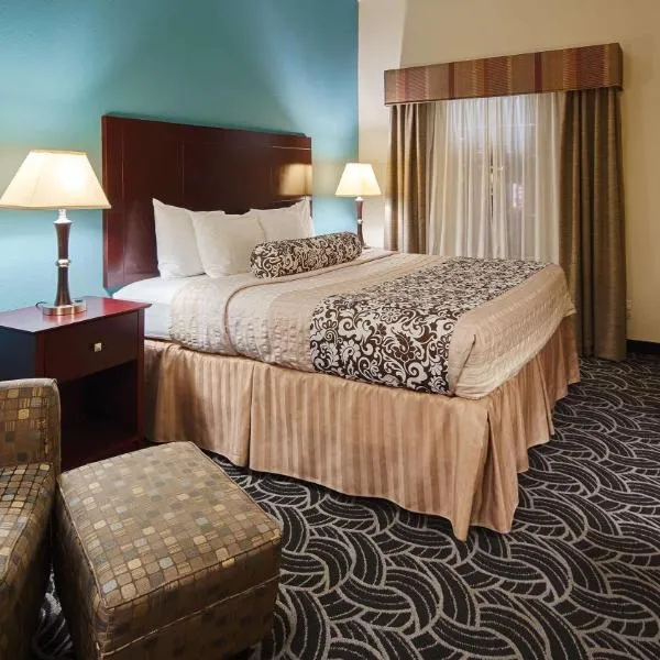 Best Western Plus Katy Inn & Suites，位于凯蒂的酒店
