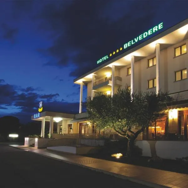 艾尔伯格贝维德雷餐厅酒店，位于Muscletto的酒店