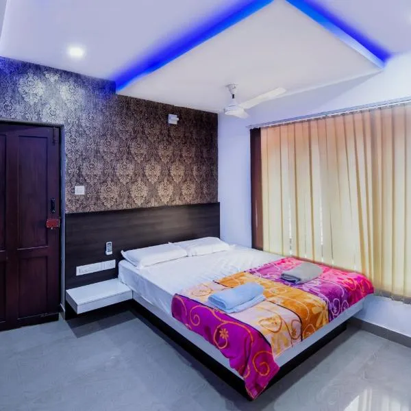 Rams Guest House Near Sree Chithra and RCC，位于可瓦兰的酒店