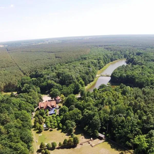 Neue Mühle Kleines Landhotel，位于Brandenburg West的酒店