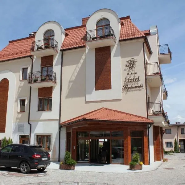 莱德威斯基酒店，位于Bogusze的酒店