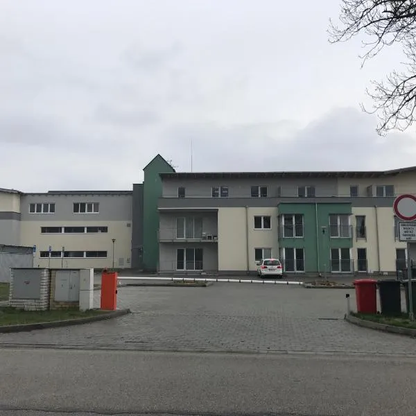 Apartmán na Lukách - Kopretina，位于特热邦的酒店