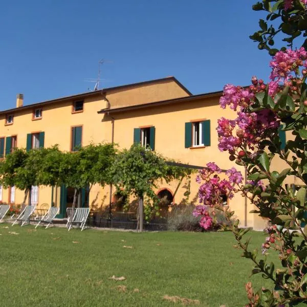 Agriturismo Le Colombaie，位于布塞托的酒店