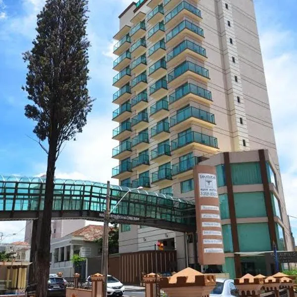 Tamareiras Prime Hotel，位于乌贝拉巴的酒店
