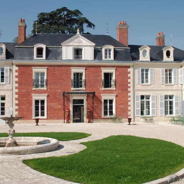 Hôtel & Spa du Domaine des Thômeaux, The Originals Relais (Relais du Silence)，位于坎格雷的酒店