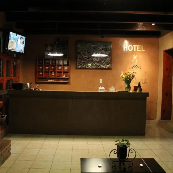Hotel Plaza Mazamitla，位于马萨米特拉的酒店