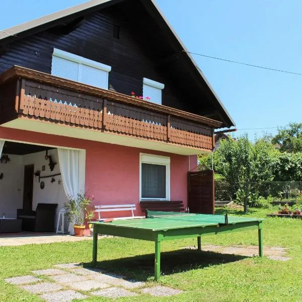 Holiday home in Carinthia near Lake Klopeiner，位于伊伯恩道夫的酒店
