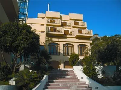 Hotel Panoramic，位于圣维托罗卡波的酒店