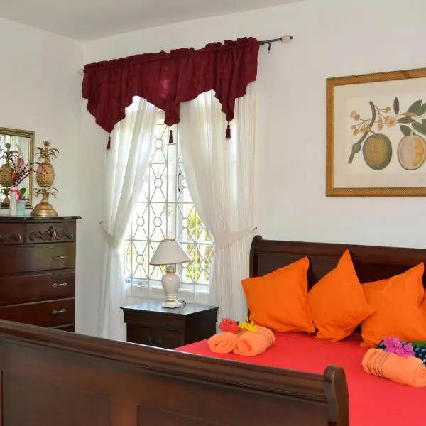 Paradise Palms Jamaica Vacation Rental，位于蒙特哥贝的酒店