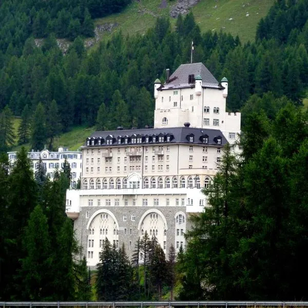 Schloss Hotel & Spa Pontresina，位于波尼纳豪瑟的酒店
