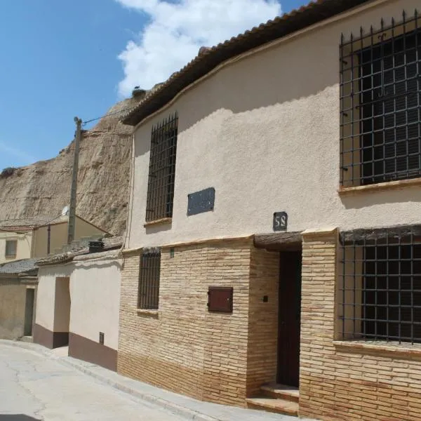 卡萨埃尔阿尔吉贝别墅，位于Castejón de Monegros的酒店