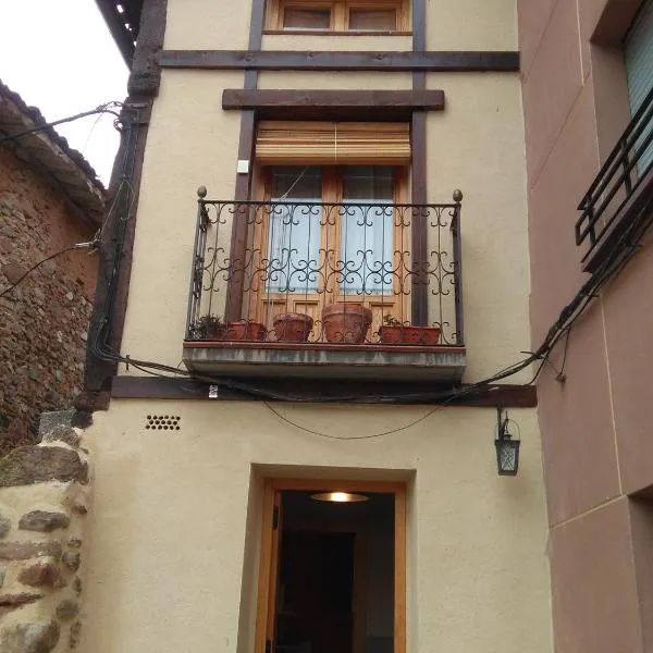 Valvanera 30，位于Villaverde de Rioja的酒店