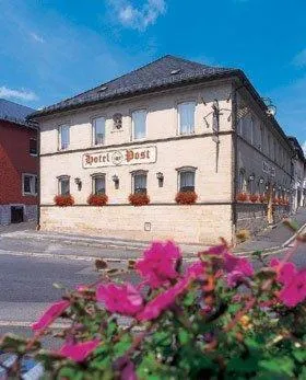 珀斯特酒店，位于Brennersgrün的酒店