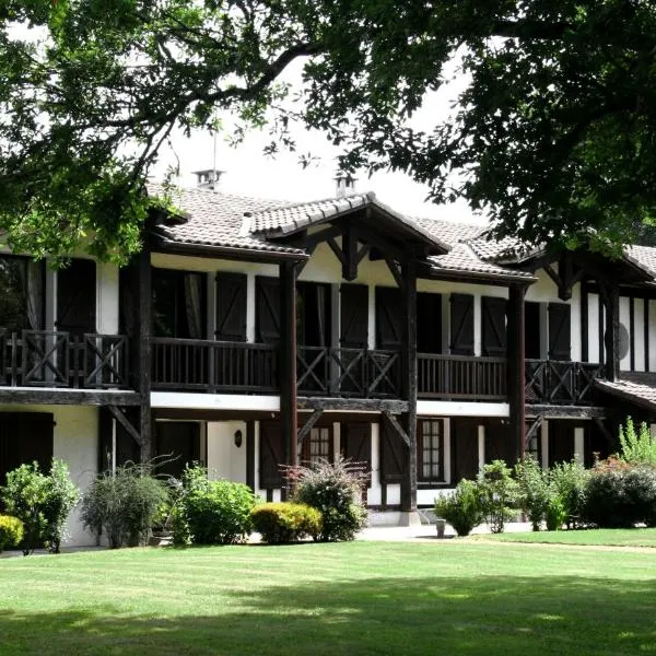Auberge des Pins - Teritoria，位于Commensacq的酒店