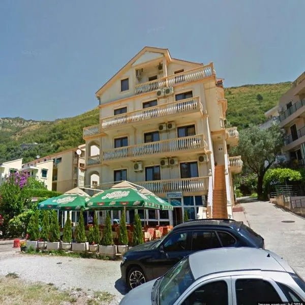 Privatni smjestaj Toljic，位于佩特罗瓦纳莫鲁的酒店