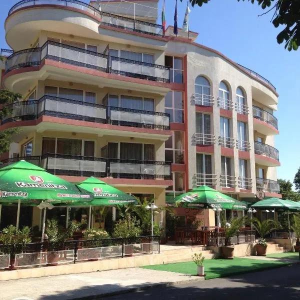 Family Hotel Diana，位于茨雷沃的酒店