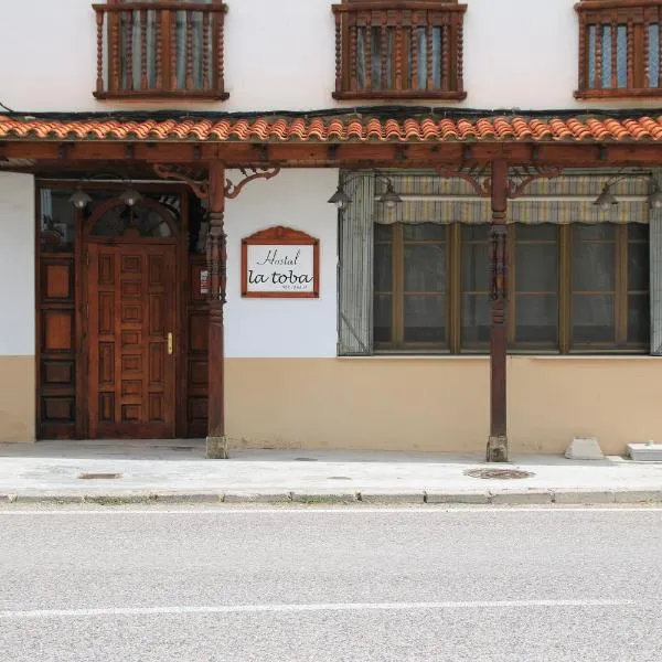 Hostal La Toba，位于Villar del Humo的酒店
