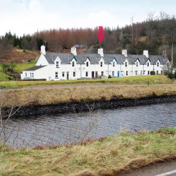 Crinan Canal Cottage，位于洛赫吉尔普黑德的酒店