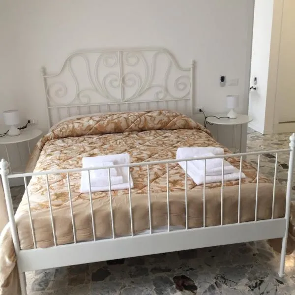 Rooms Villa Bergamo Airport，位于斯卡佐罗夏特的酒店