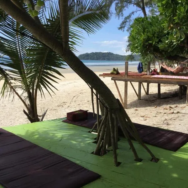 帕岸岛椰子海滩度假村，位于阁帕延岛的酒店