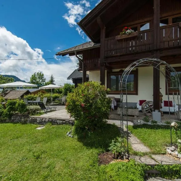 Haus Waldklause，位于泰兴多夫的酒店