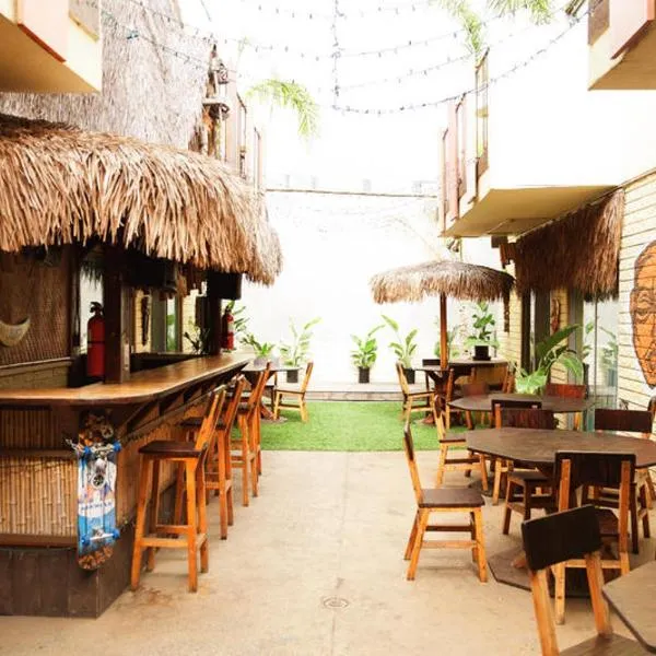 Banana Bungalow West Hollywood Hotel & Hostel，位于洛杉矶的酒店
