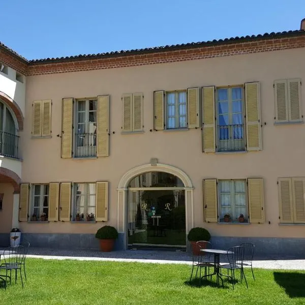 La Regibussa - Hotel Ristorante，位于Azzano d'Asti的酒店