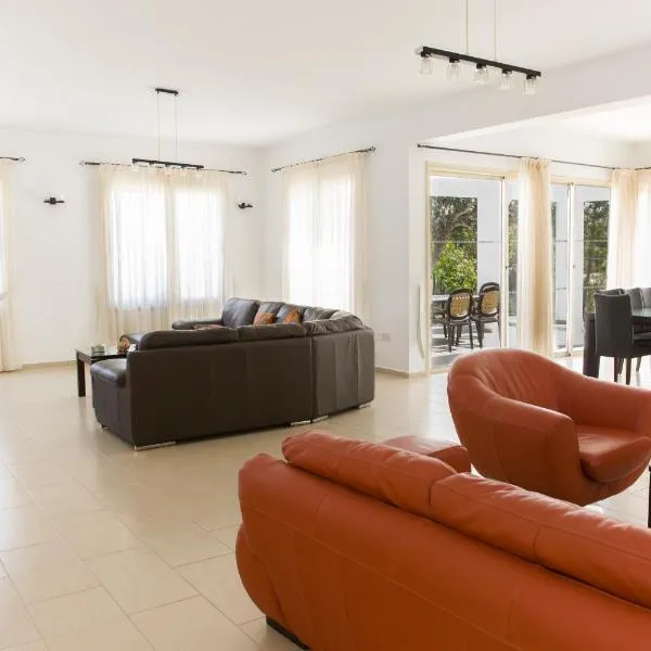 Eliofos Luxury Villa，位于波利斯的酒店
