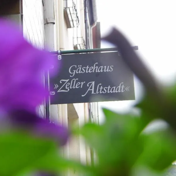 Gästehaus Zeller Altstadt，位于摩泽尔河畔的泽尔的酒店