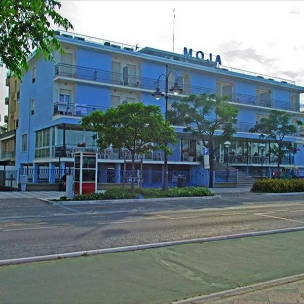 Hotel Moja，位于Gambettola的酒店