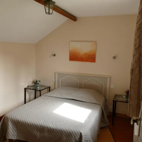 苏尔德瓦公寓，位于Saint-Clément的酒店