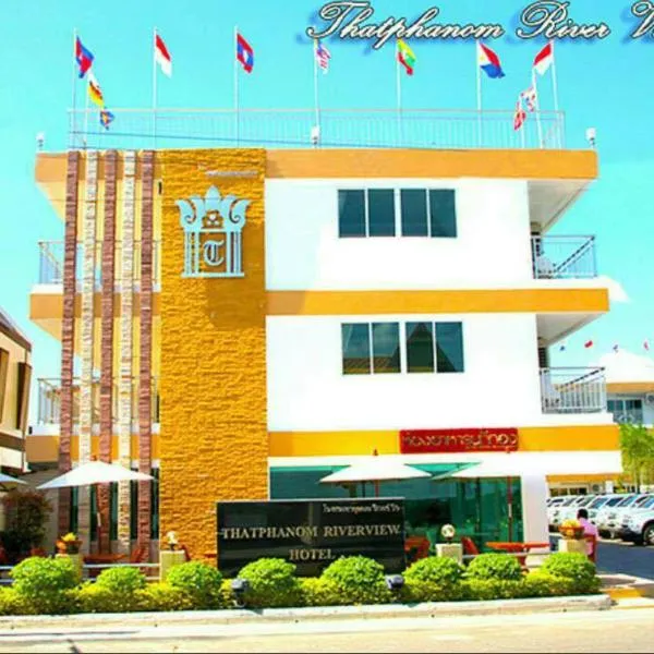 那帕侬河景酒店，位于Ban Phra Klang的酒店