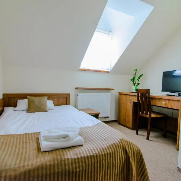 诺克勒吉索班斯基齐旅馆，位于格涅兹诺的酒店