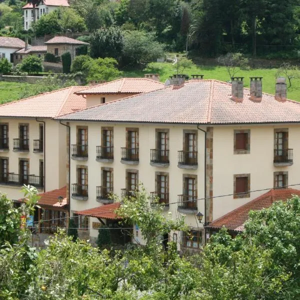 鲁伊纳斯山谷酒店，位于Novellana的酒店