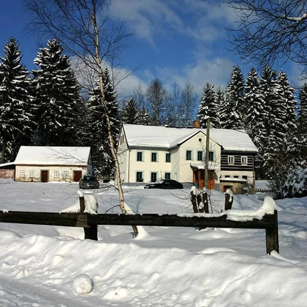 Jeleni chata Skladanka，位于Lučany nad Nisou的酒店