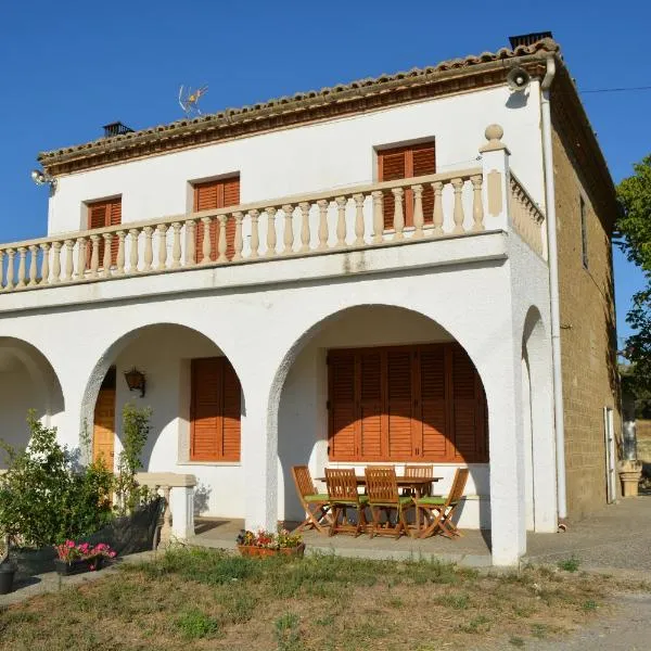 Casa Solatillo，位于Plasencia del Monte的酒店