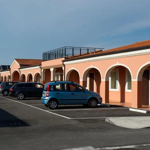 威尼斯汽车酒店，位于米拉诺的酒店
