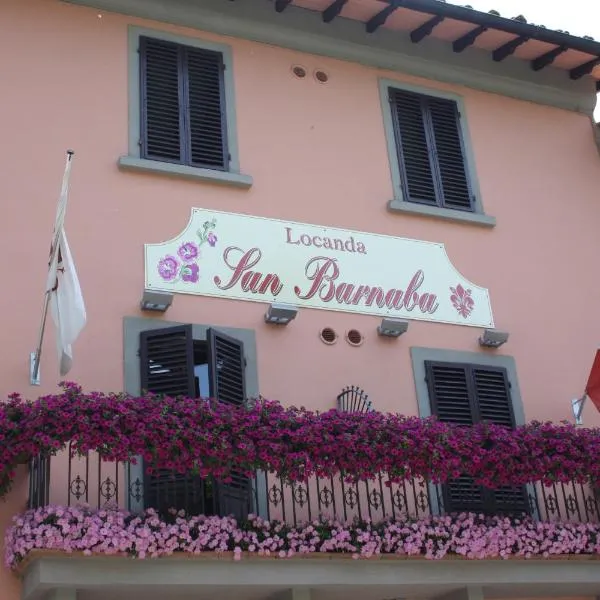 洛堪达圣巴尔纳巴酒店，位于Montecarelli的酒店