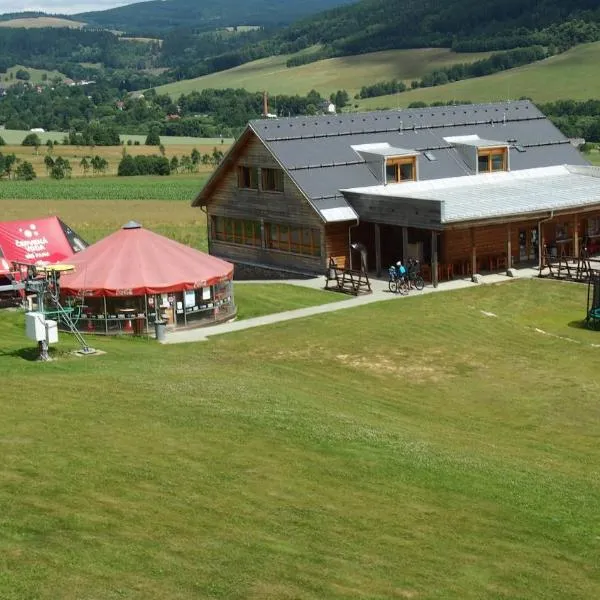 Apartmany ve Skiresortu Bukova hora，位于Mlýnický Dvŭr的酒店