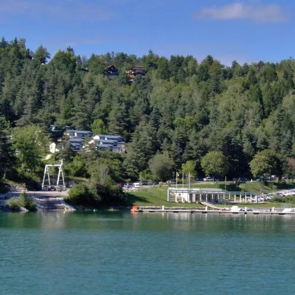 VVF Jura Lac de Vouglans，位于Maisod的酒店