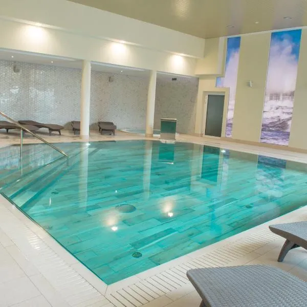 SeaPark Hotel Wellness & Spa，位于科沃布热格的酒店