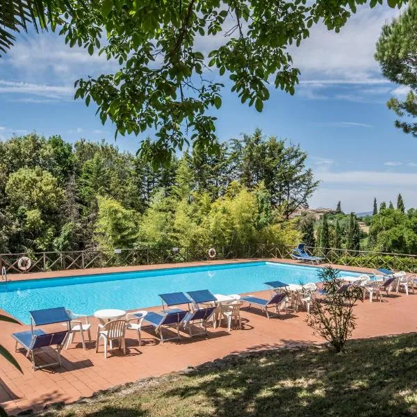 Castel Pietraio WineResort，位于蒙特里久尼的酒店
