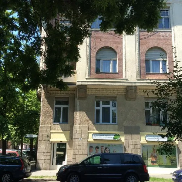 Stefánia Stúdió Apartmanok，位于塞格德的酒店