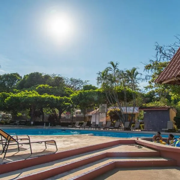 Nacazcol - Playas del Coco，位于Cacique的酒店