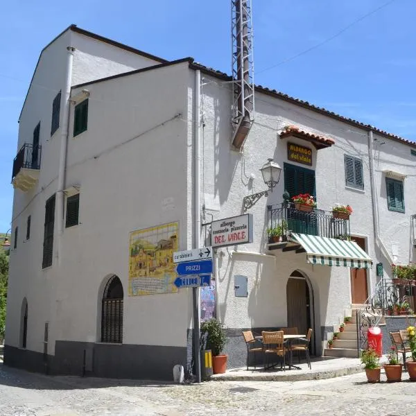 Albergo Ristorante Pizzeria Del Viale，位于Chiusa Sclafani的酒店