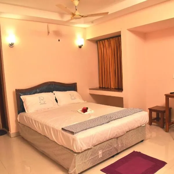 Ananda Residency，位于Tribhuvanam的酒店