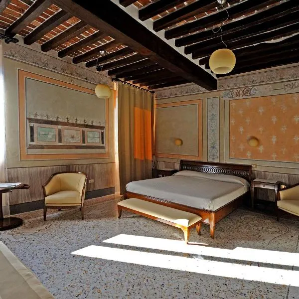 艾尔伯格朱利亚冈萨加酒店，位于Rivarolo Mantovano的酒店