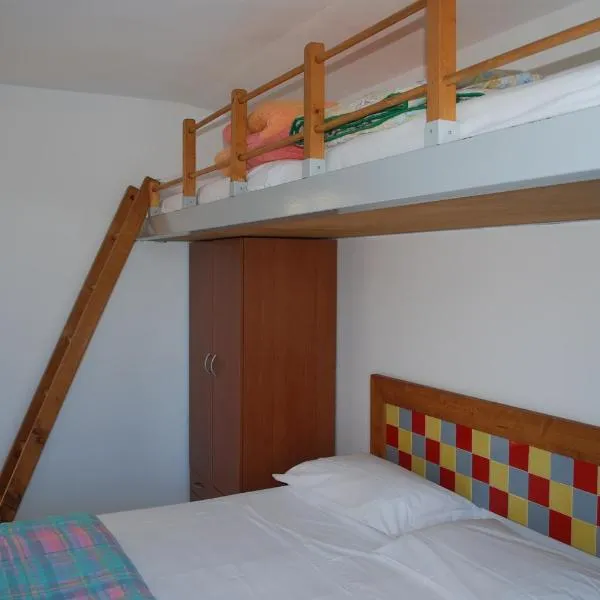 Camping Villaggio Saline，位于帕利努罗的酒店