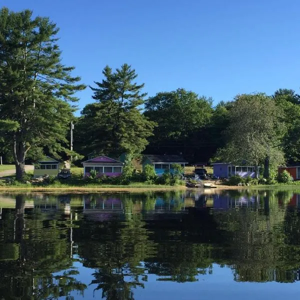 The Cottages at Harvey Lake，位于Northwood的酒店